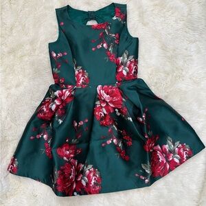 Floral Green and Red Kids Dress Size 10 (kids)
